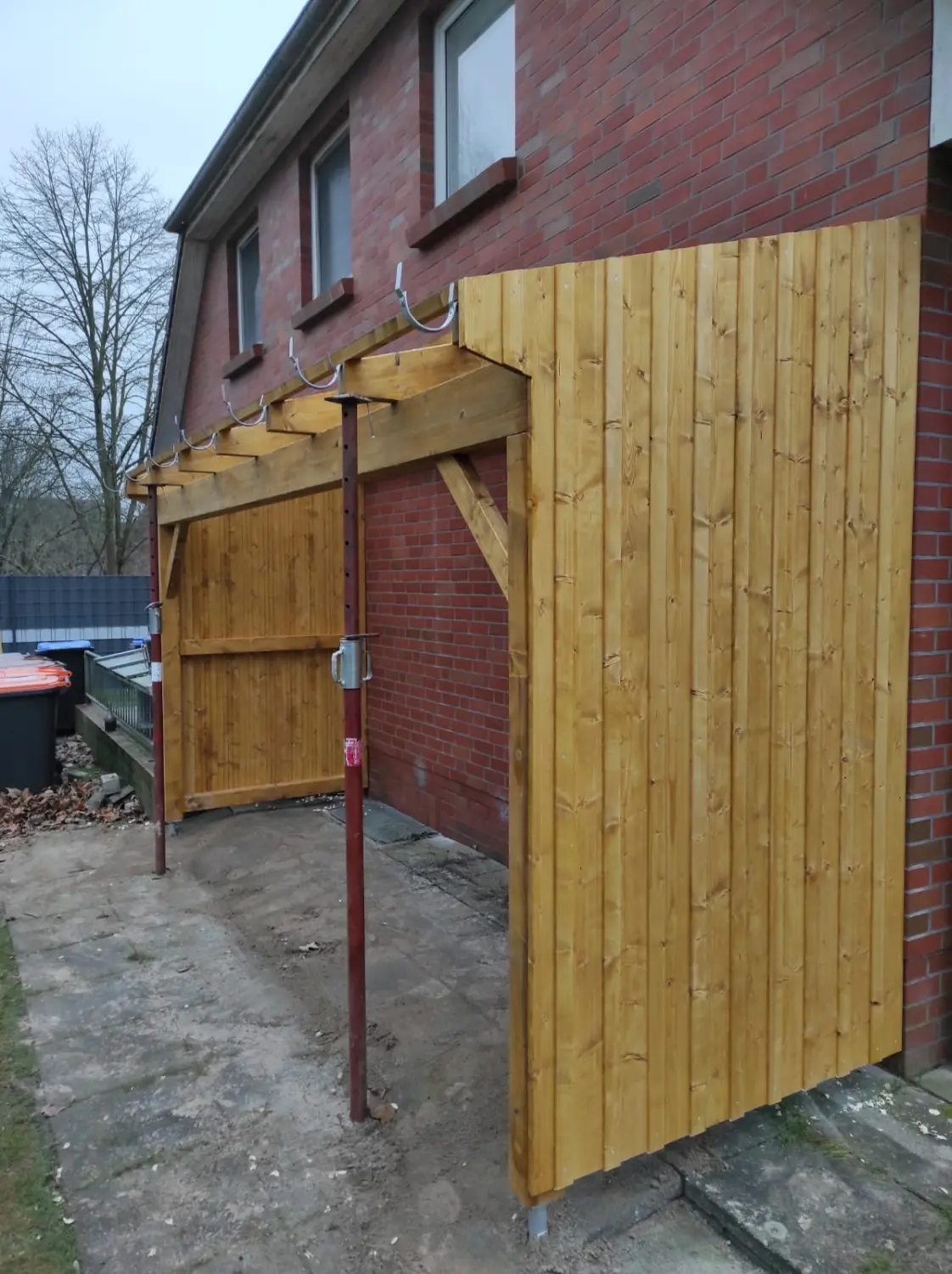 Terrassenüberdachung / Balkone  Reparaturarbeiten von Zimmerei Dennis Martens